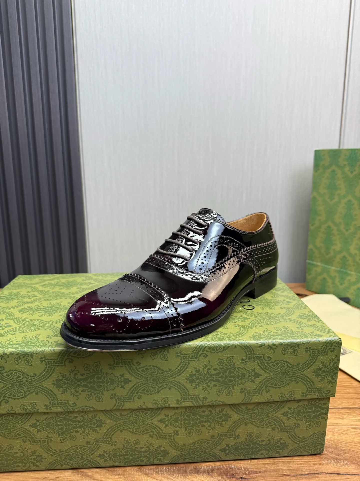 Men's shoes 💰680💰 GUCCI Gucci. Men's business casual leather shoes, all made of imported original brand leather, just to create a more comfortable wearing experience. Upper: original cowhide + imported cowhide lining, original non-slip and wear-resistant outsole ✔️36-45 (38.45 non-refundable)